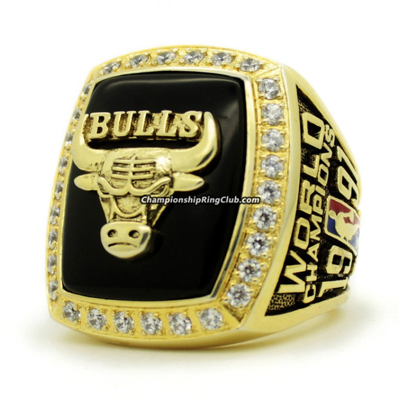 1991 Chicago Bulls NBA World Champions 10K Gold Ring.